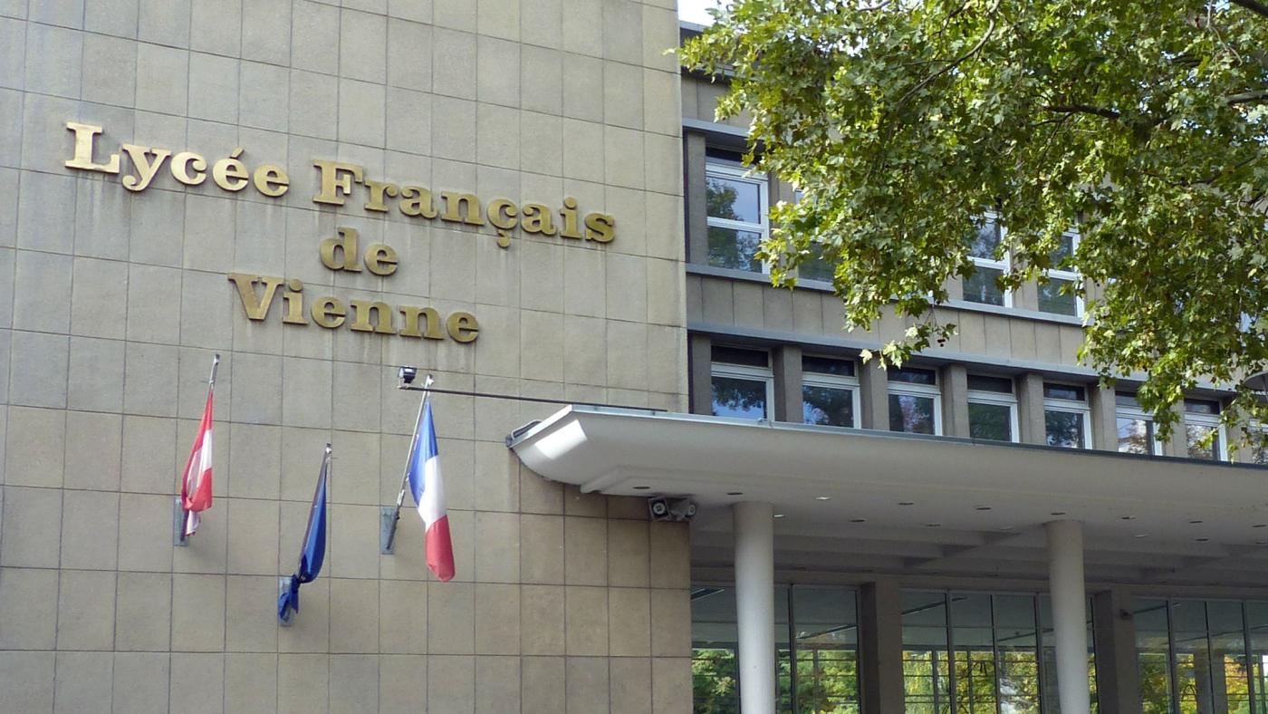 Sécurité routière renforcée devant le Lycée français de Vienne